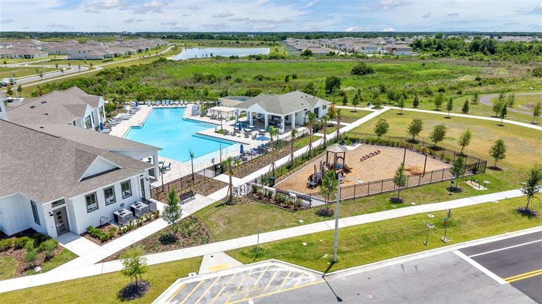 Community amenities in , Lakeland (Image 40).