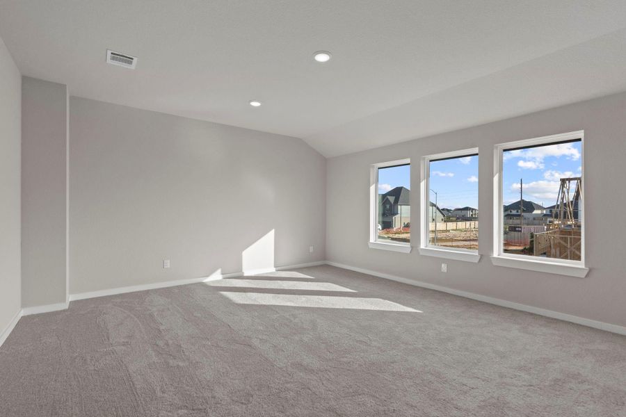 Spacious, unfurnished interior of a new home in Grange 45', Katy (Image 16).