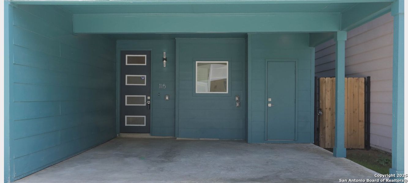 Exterior details and patio area of a home in , San Antonio (Image 14).