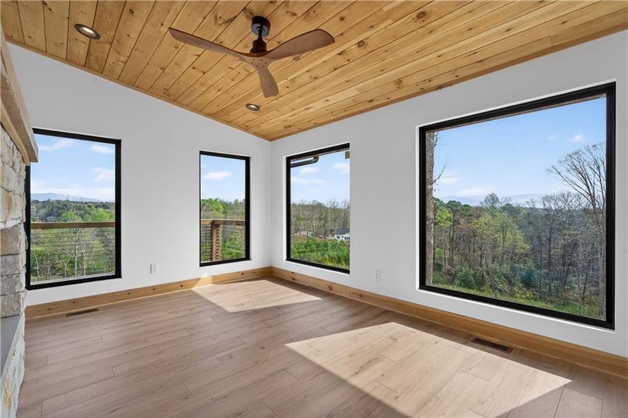 Spacious, unfurnished interior of a new home in , Ellijay (Image 30).