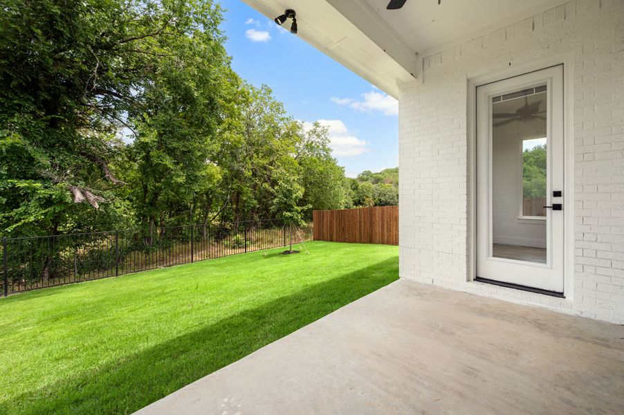 Representative exterior details of a home built from the Ashley by Our Country Homes in Parks of Aledo, Aledo (Image 31).