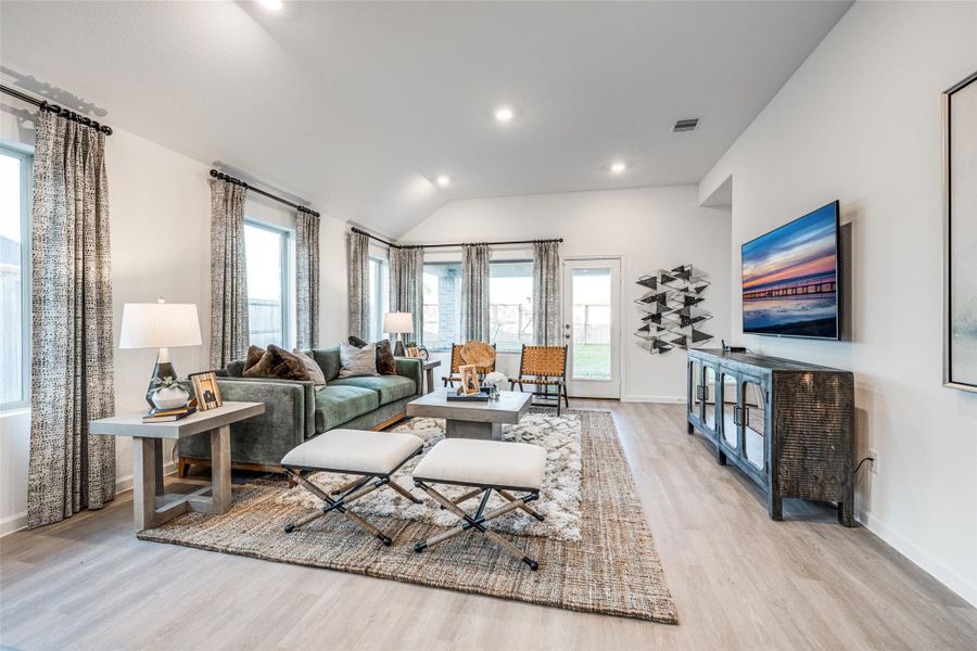 Furnished interior view inside a new home in Anniston, Katy (Image 6).