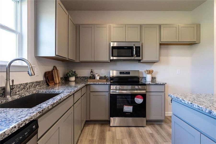 Furnished interior view inside a new home in Hillcrest Park, Ringgold (Image 13).