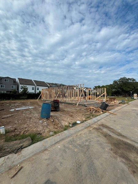 Every foundation at DWH is engineered and it’s inspected three times! We do not do “batch” testing. Rest easy knowing your foundation comes with a 10 year warranty. Every foundation at DWH is engineered and it’s inspected three times! We do not do “batch” testing. Rest easy knowing your foundation comes with a 10 year warranty.