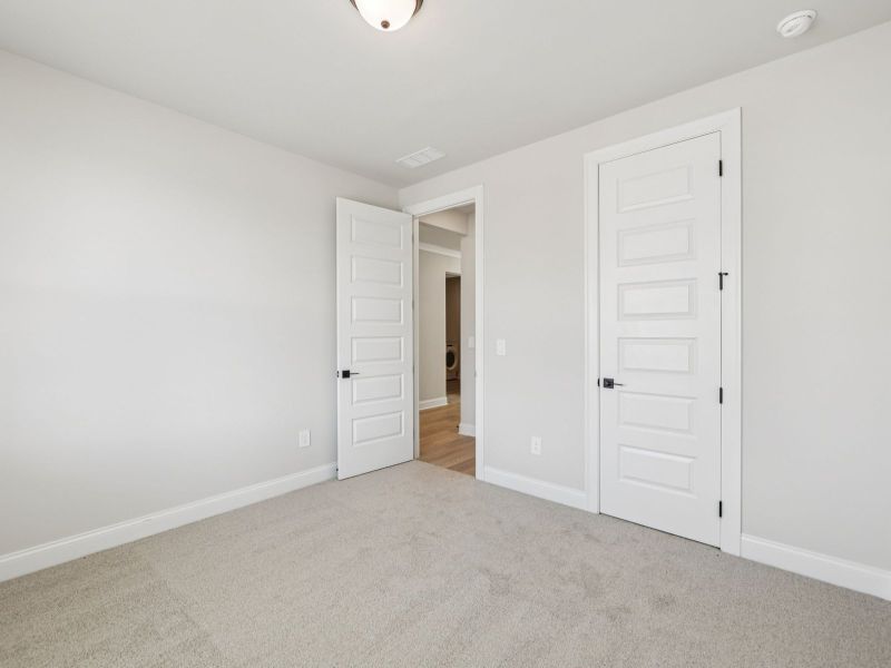 Spacious, unfurnished interior of a new home in Vines at Mill Creek - Legacy Series, Braselton (Image 18). Spacious, unfurnished interior of a new home in Vines at Mill Creek - Legacy Series, Braselton (Image 18).