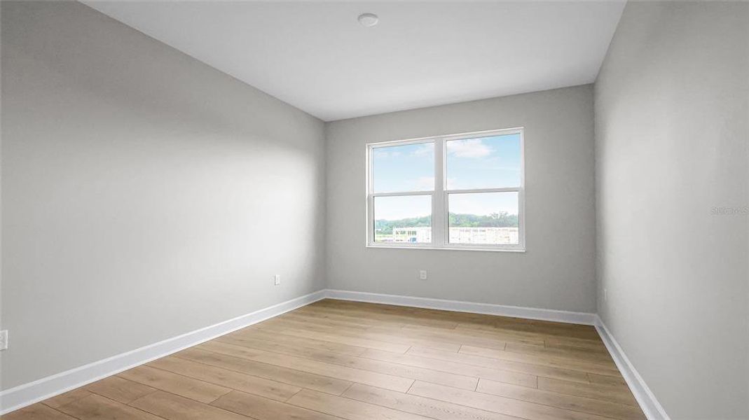 Spacious, unfurnished interior of a new home in Cresswind at Hammock Oaks, Lady Lake (Image 21). Spacious, unfurnished interior of a new home in Cresswind at Hammock Oaks, Lady Lake (Image 21).