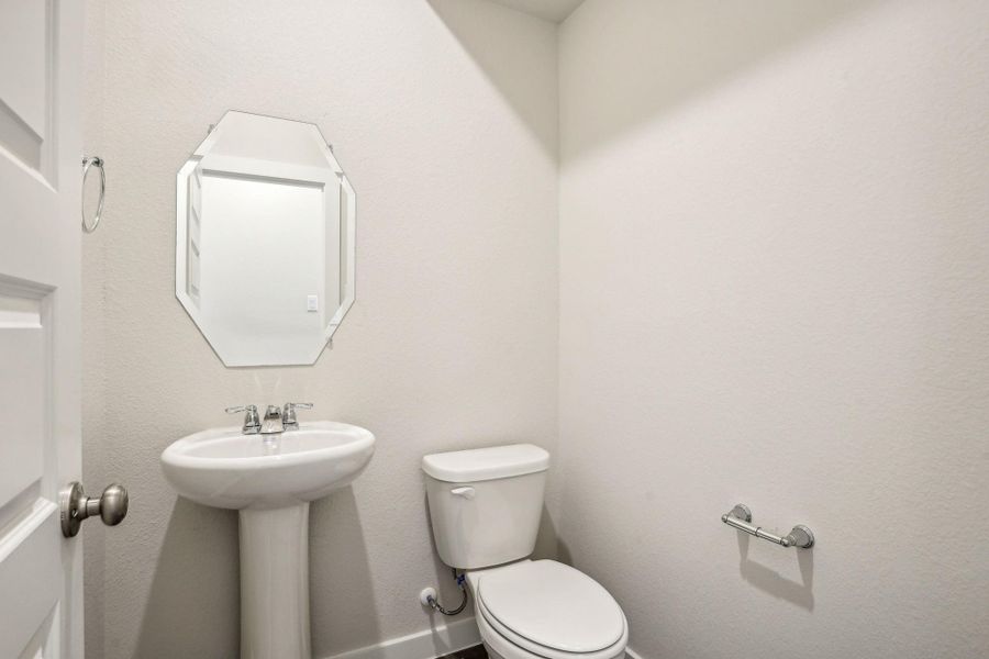 Photo is not of the actual home but is an inspirational photo of builder’s model home and may depict options, furnishings, and/or decorator features that are not included. Photo is not of the actual home but is an inspirational photo of builder’s model home and may depict options, furnishings, and/or decorator features that are not included.