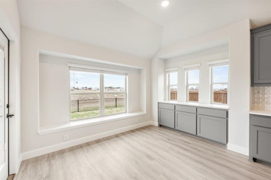 Spacious, unfurnished interior of a new home in Silo Mills, Joshua (Image 29). Spacious, unfurnished interior of a new home in Silo Mills, Joshua (Image 29).