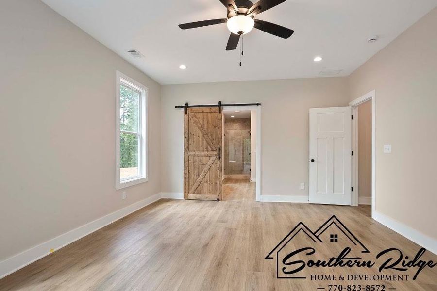 Spacious, unfurnished interior of a new home in , Roopville (Image 18).