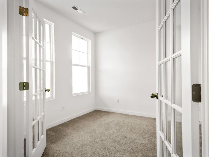 Spacious, unfurnished interior of a new home in Calista Farms, White House (Image 17).