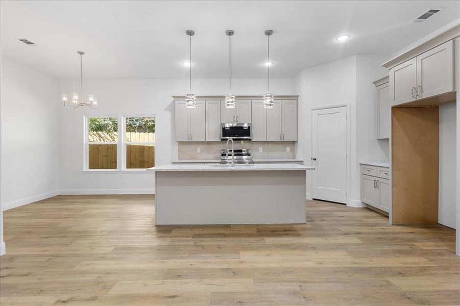 Furnished interior view inside a new home in , Fort Worth (Image 8). Furnished interior view inside a new home in , Fort Worth (Image 8).