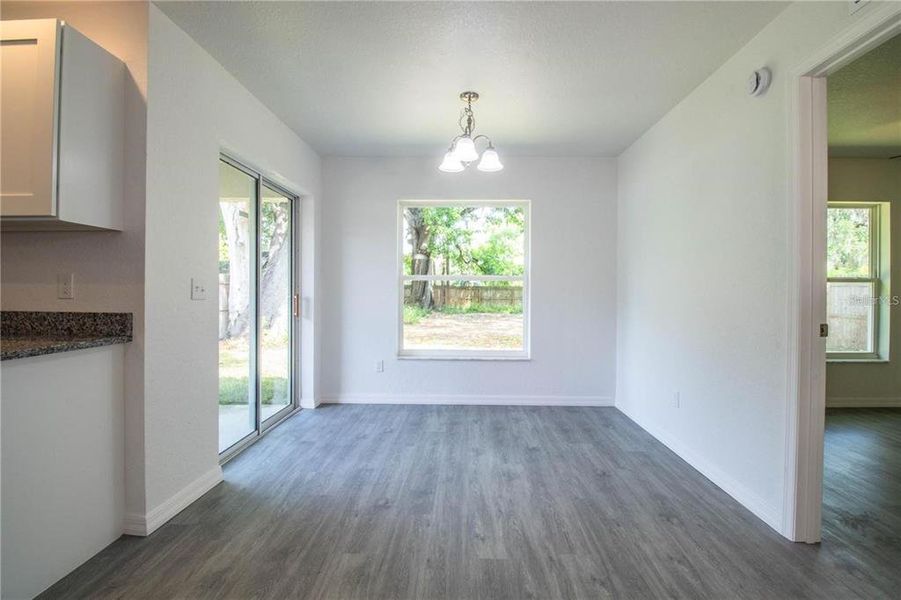 Spacious, unfurnished interior of a new home in , Lakeland (Image 25).