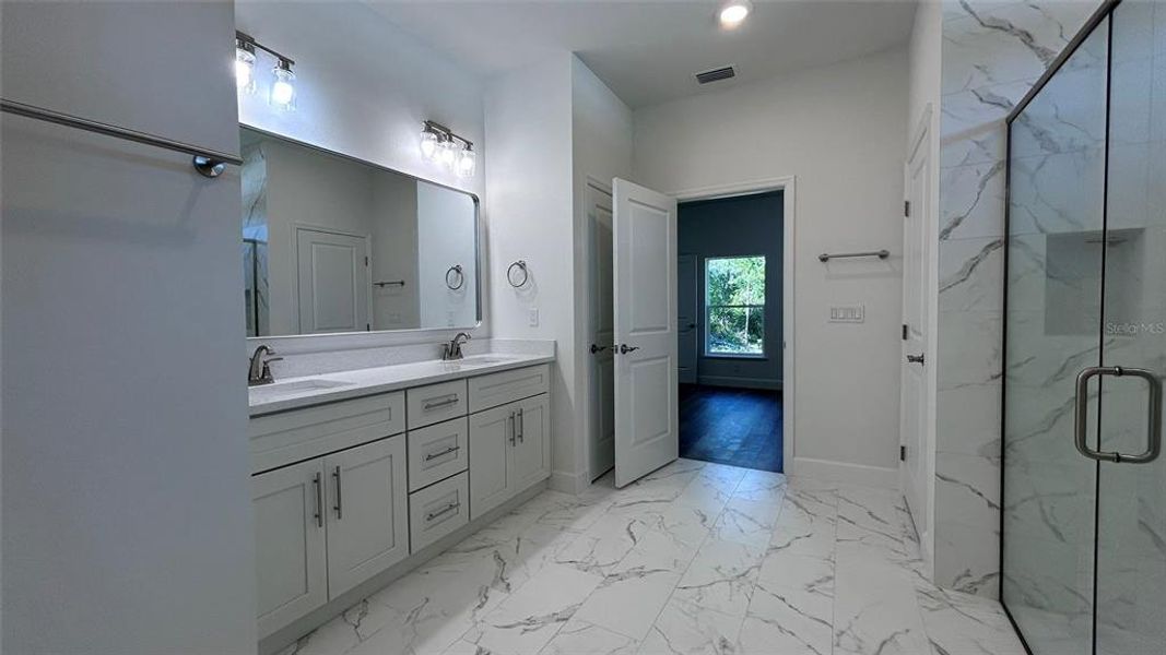 Furnished interior view inside a new home in , Ocala (Image 12).