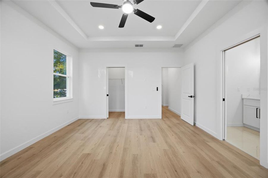 Spacious, unfurnished interior of a new home in , Plant City (Image 19). Spacious, unfurnished interior of a new home in , Plant City (Image 19).