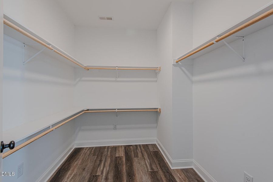 _MGP7841-HDR _MGP7841-HDR