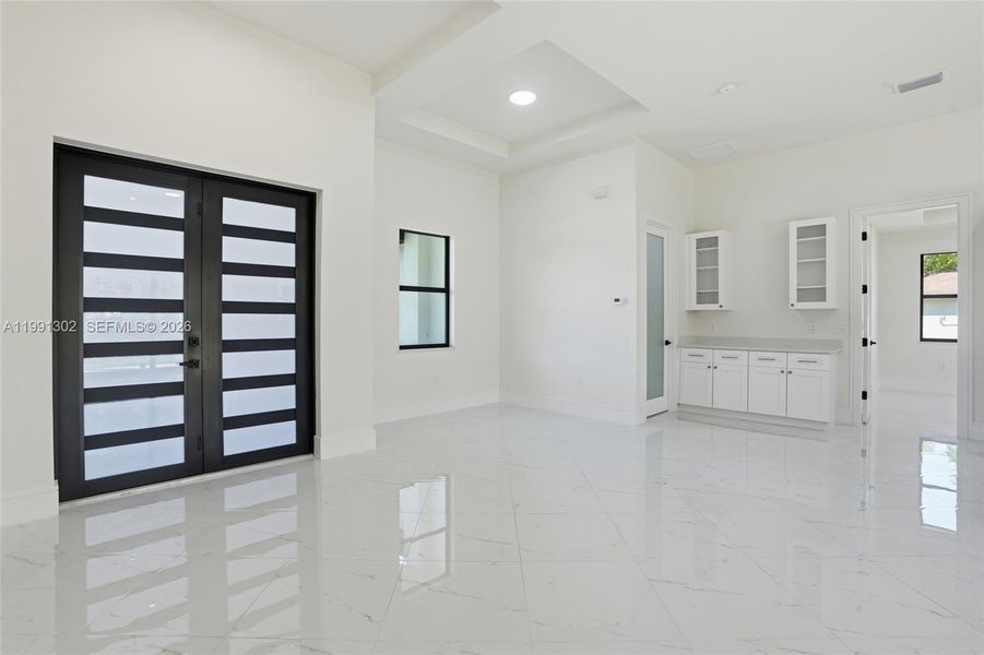 Spacious, unfurnished interior of a new home in , Labelle (Image 34).