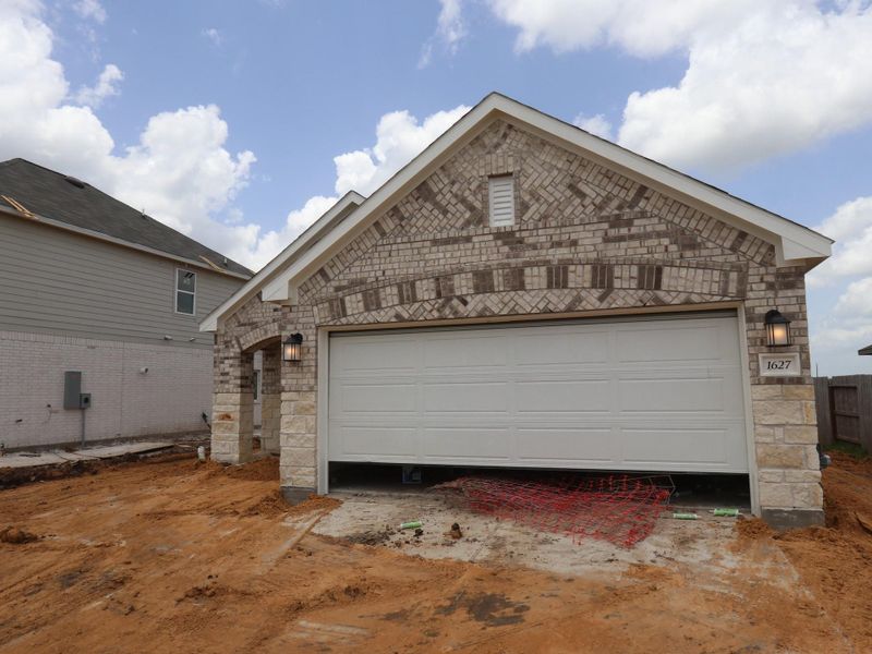 Image 26 of a home in Miller's Pond. Image 26 of a home in Miller's Pond.