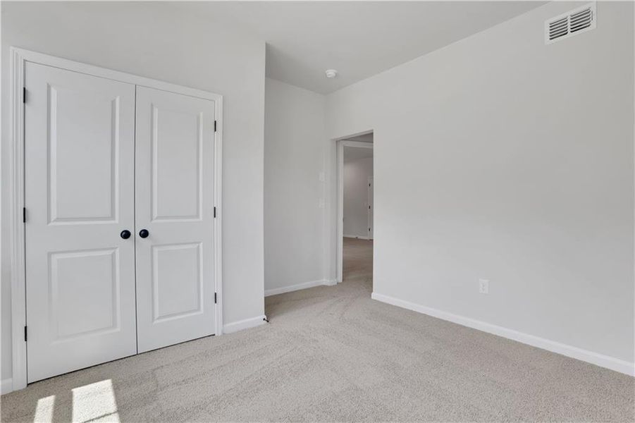 Spacious, unfurnished interior of a new home in Easton Walk, Lawrenceville (Image 17).