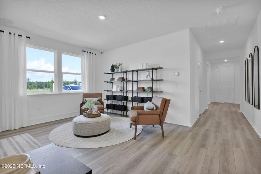 Furnished interior view inside a new home in Hyland Trail, Green Cove Springs (Image 10).