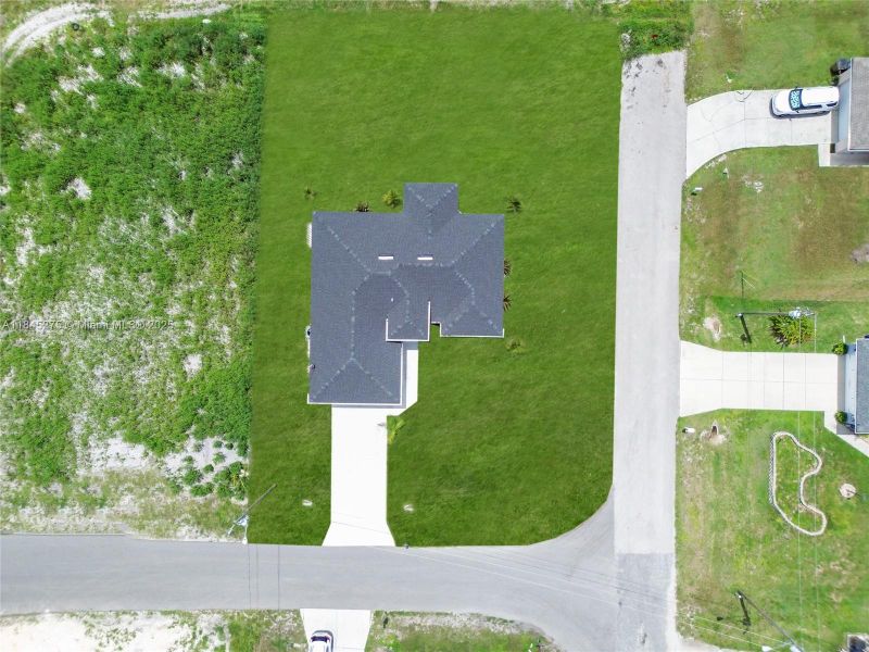 Image 30 of a home in .