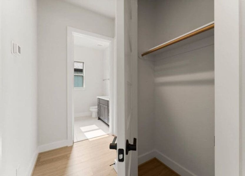 9-custom-DVA06043 9-custom-DVA06043