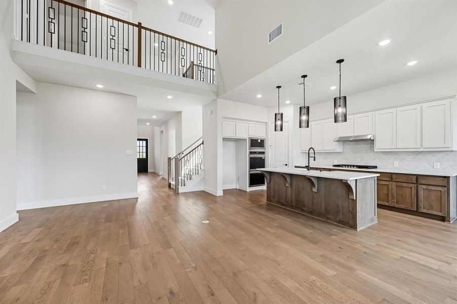 Spacious, unfurnished interior of a new home in Pecan Square: 50ft. lots, Northlake (Image 12). Spacious, unfurnished interior of a new home in Pecan Square: 50ft. lots, Northlake (Image 12).
