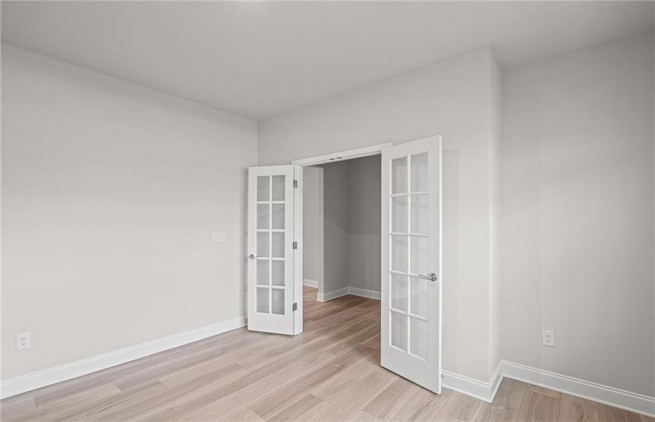 Spacious, unfurnished interior of a new home in Anderson Point, McDonough (Image 10).