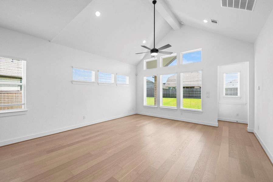 Spacious, unfurnished interior of a new home in Bridgeland 45's, Cypress (Image 19). Spacious, unfurnished interior of a new home in Bridgeland 45's, Cypress (Image 19).