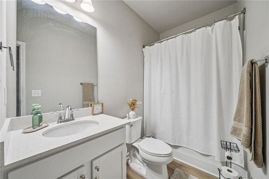 Furnished interior view inside a new home in North Hampton, Hampton (Image 28).