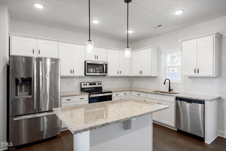 19-187 Clydes Point Way [2654876]_19