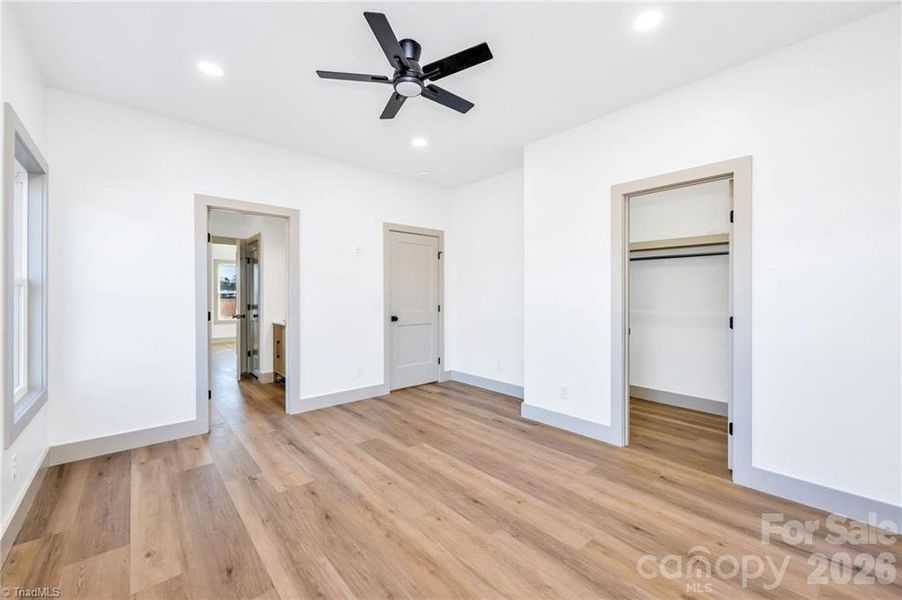 Spacious, unfurnished interior of a new home in , Hickory (Image 21).