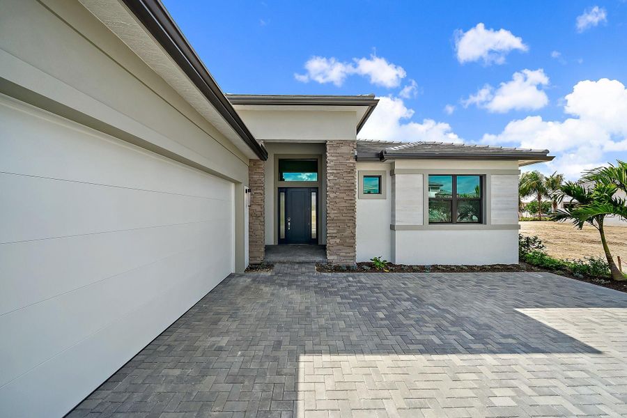 Exterior details and patio area of a home in , Palm Beach Gardens (Image 28).