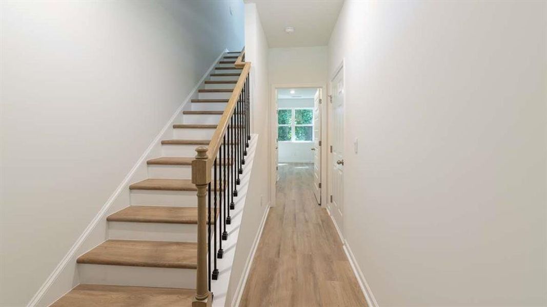 Spacious, unfurnished interior of a new home in Benteen Reserve, Atlanta (Image 8). Spacious, unfurnished interior of a new home in Benteen Reserve, Atlanta (Image 8).