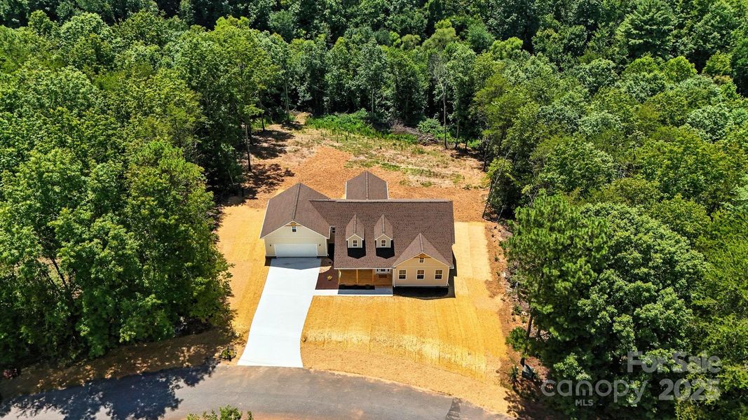 Image 37 of a home in . Image 37 of a home in .