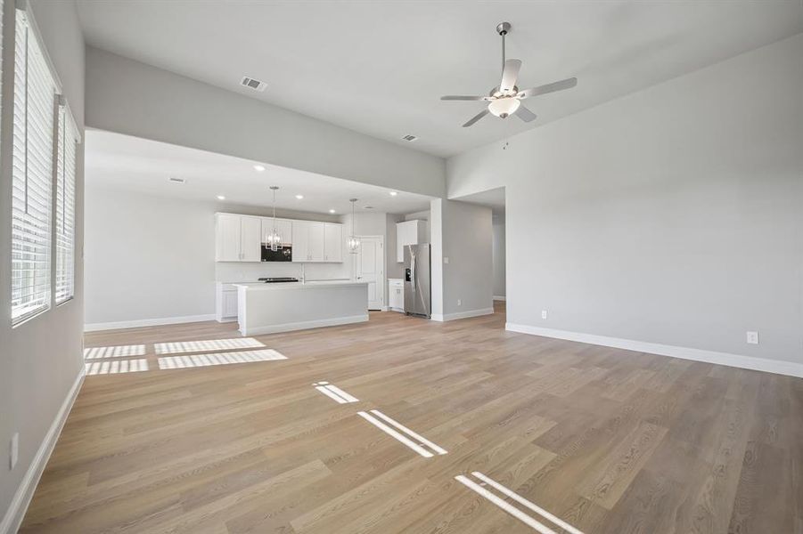 Spacious, unfurnished interior of a new home in Lakehaven - Premier Series, Farmersville (Image 22).