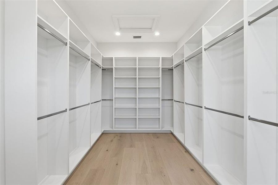 Spacious, unfurnished interior of a new home in , St. Petersburg (Image 95). Spacious, unfurnished interior of a new home in , St. Petersburg (Image 95).