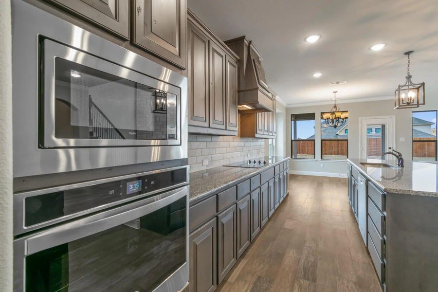 Kitchen | Concept 3218 at Villages of Walnut Grove in Midlothian, TX by Landsea Homes