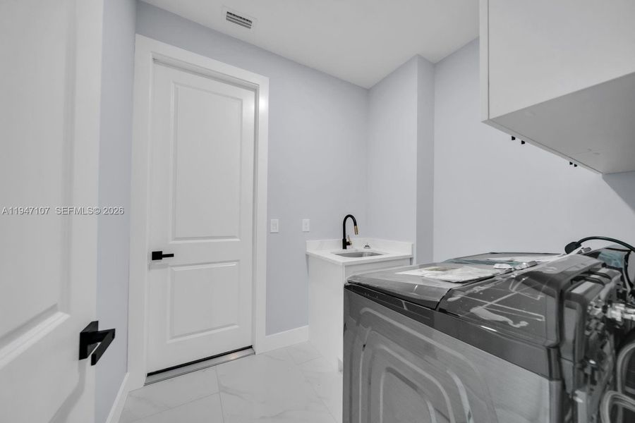 Image 32 of a home in .