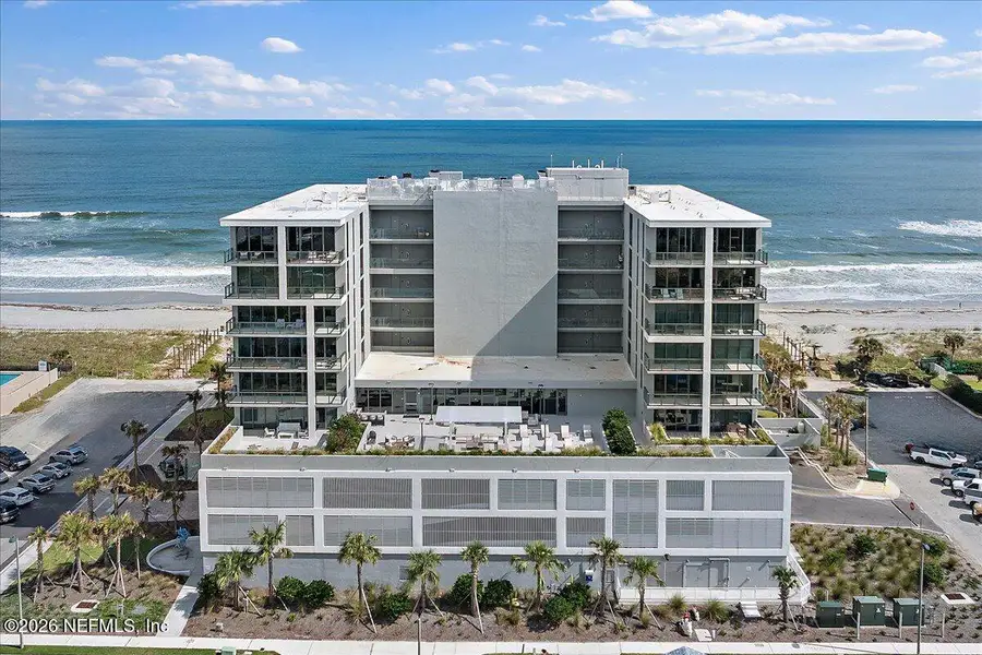 Condo located in Jacksonville Beach, FL showcasing its design and architecture (Image 3). Condo located in Jacksonville Beach, FL showcasing its design and architecture (Image 3).