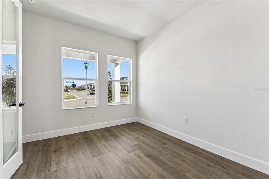 Spacious, unfurnished interior of a new home in Waterset Tradition Series, Apollo Beach (Image 29).