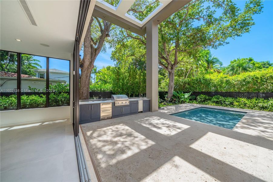 Image 36 of a home in .