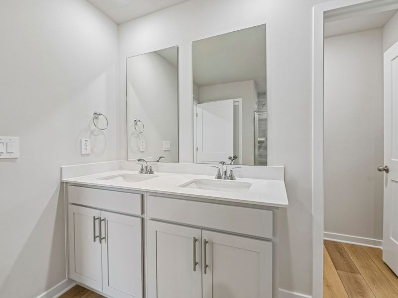 Furnished interior view inside a new home in Avalon Place - Signature Series, Durham (Image 7). Furnished interior view inside a new home in Avalon Place - Signature Series, Durham (Image 7).