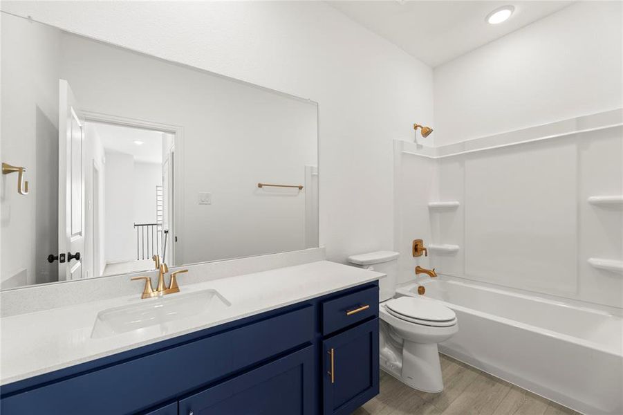 15. 6930 Terlingua - 2ND Bath