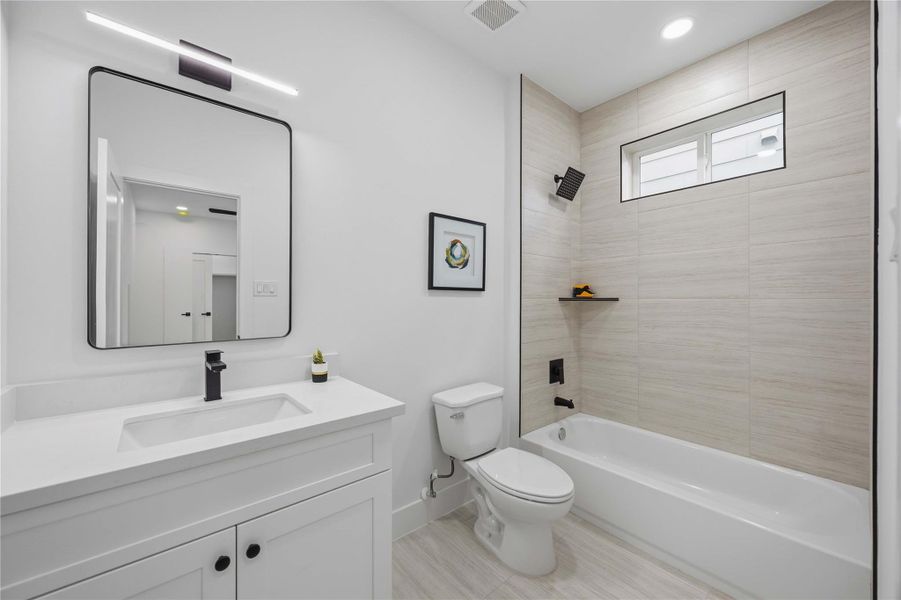 Furnished interior view inside a new home in , Houston (Image 13).