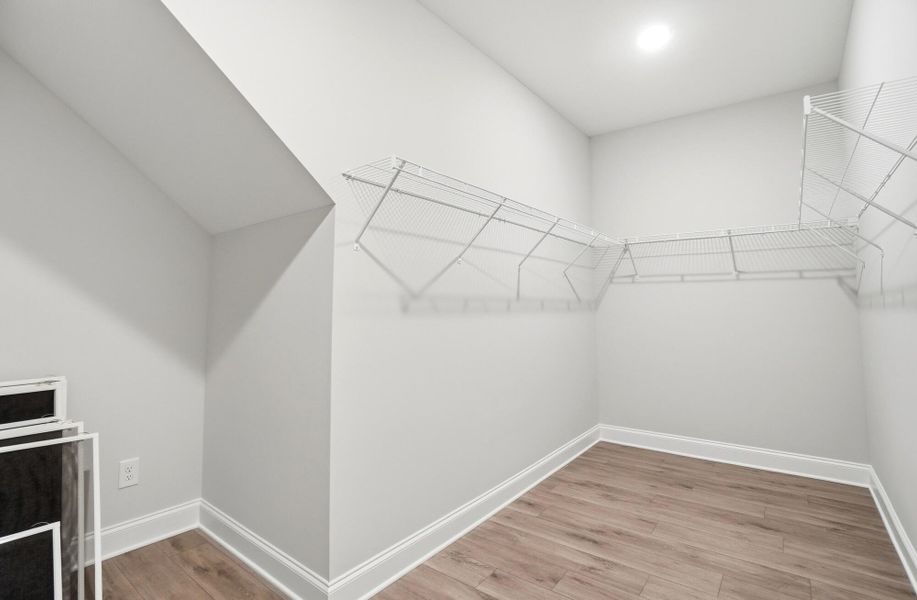 Spacious, unfurnished interior of a new home in Rone Creek, Waxhaw (Image 64).