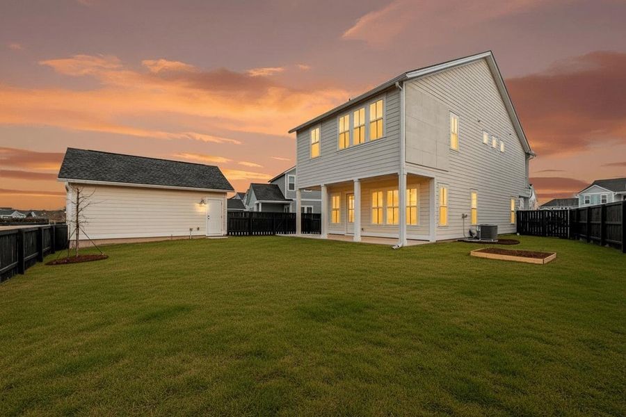 Exterior details and patio area of a home in Carnes Crossroads, Summerville (Image 26).