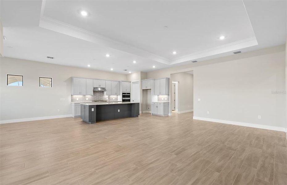 Spacious, unfurnished interior of a new home in Del Webb Catalina, Lakewood Ranch (Image 34).