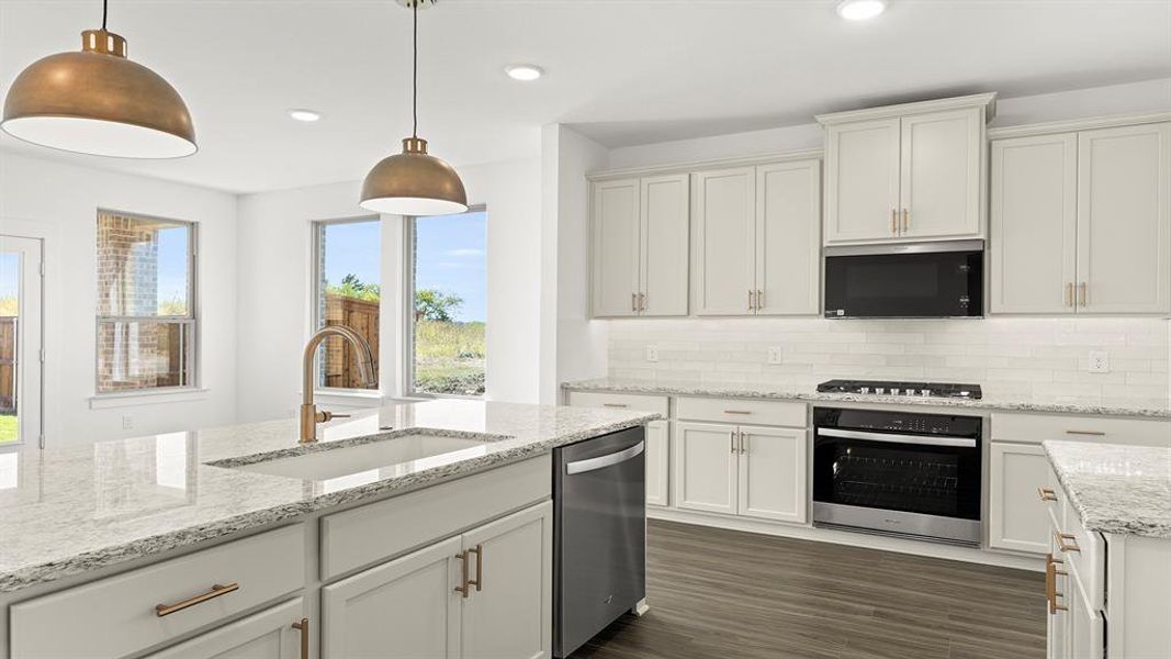 07. 1315 Ackerman - Kitchen (2) 07. 1315 Ackerman - Kitchen (2)