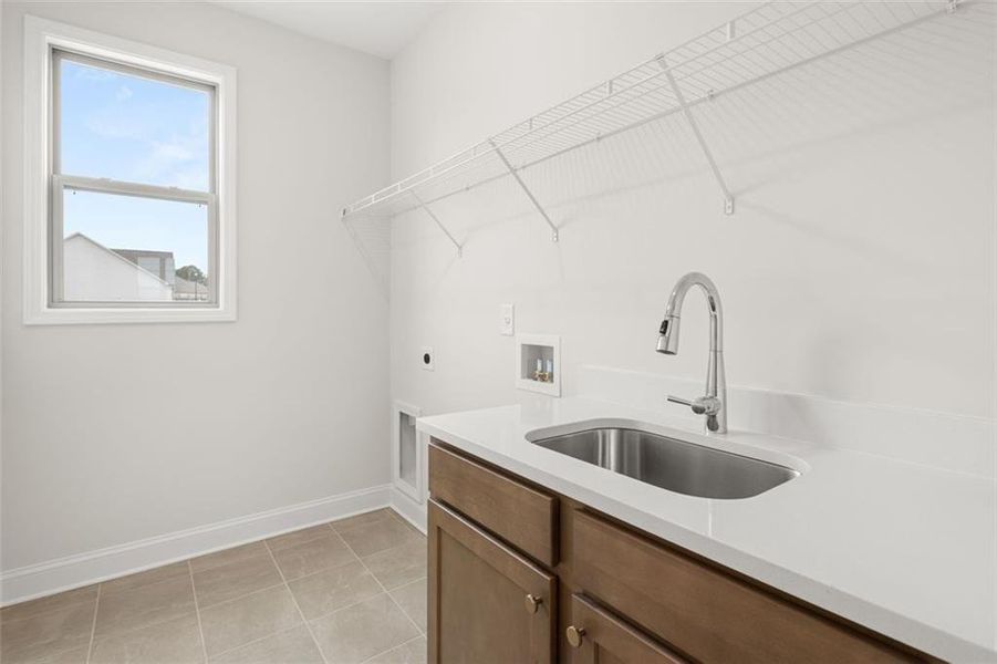 Close-up of interior finishes inside a home in Soleil Summit Chase, Snellville (Image 22).