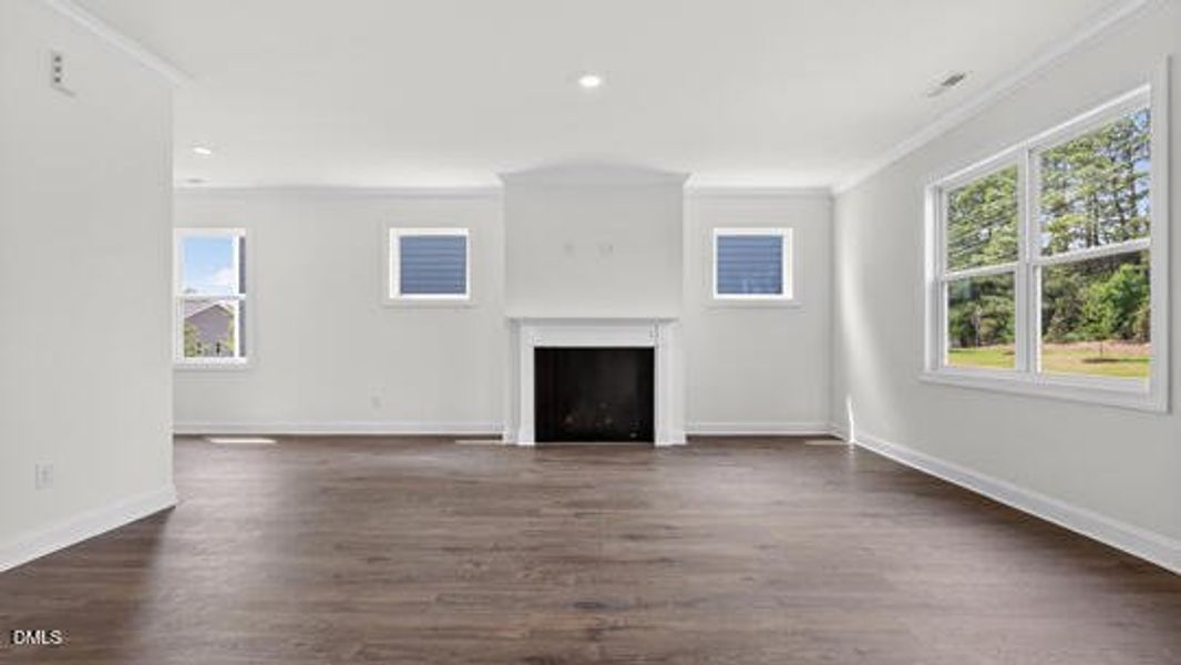 Manors at Haywood Glen_Lucas G_306_White